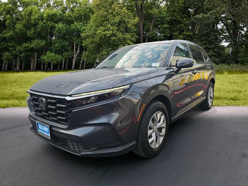 Certified 2025 Honda CR-V LX image 3