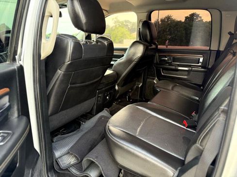 Used 2015 RAM 1500 Laramie w/ Convenience Group image 12