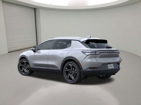 New 2026 Chevrolet Equinox EV LT image 3