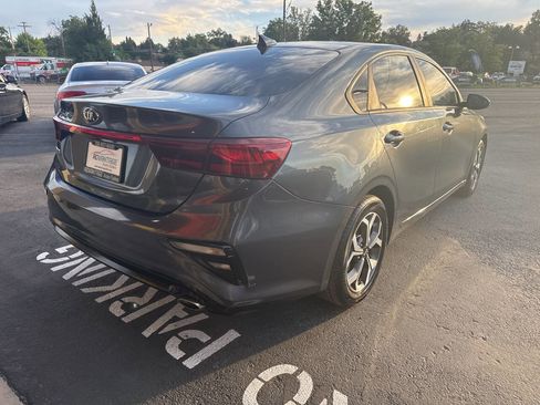 Used 2019 Kia Forte LXS image 7