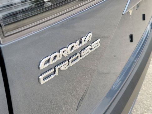 Used 2026 Toyota Corolla Cross LE FWD image 6