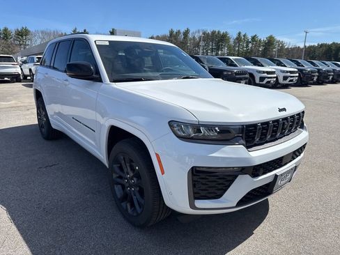 New 2026 Jeep Grand Cherokee Limited AWD/4WD image 7