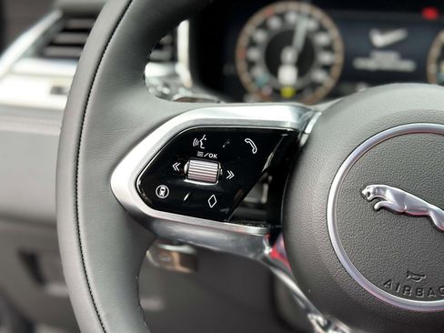 New 2026 Jaguar F-PACE R-Dynamic S AWD/4WD image 23