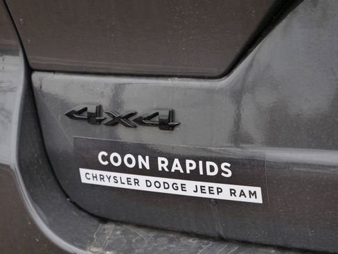 Certified 2024 Jeep Grand Cherokee Limited w/ Black Appearance Package image 20