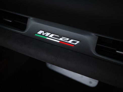 Used 2024 Maserati MC20 Cielo RWD image 45