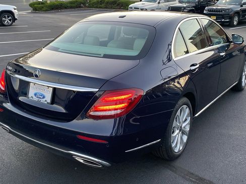 Used 2017 Mercedes-Benz E 300 image 27