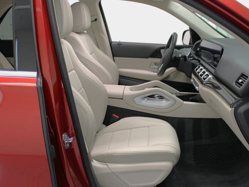 Used 2020 Mercedes-Benz GLE 350 w/ Premium Package image 46