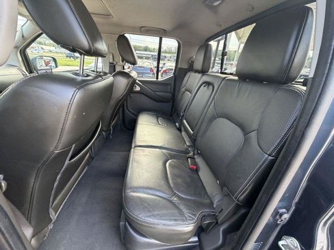 Used 2020 Nissan Frontier PRO-4X w/ Pro-4x Utility Package AWD/4WD image 11