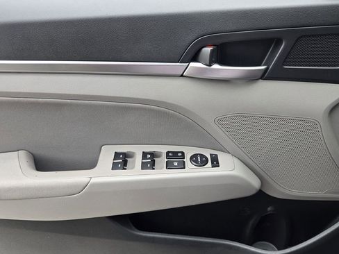 Used 2020 Hyundai Elantra Value Edition FWD image 26