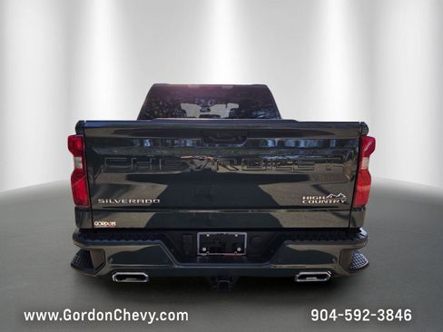 Used 2026 Chevrolet Silverado 1500 High Country w/ Technology Package AWD/4WD image 4