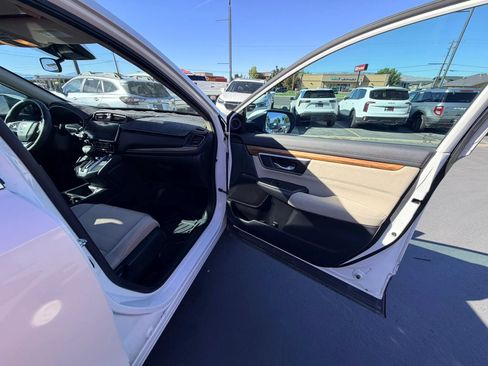 Used 2018 Honda CR-V EX image 24