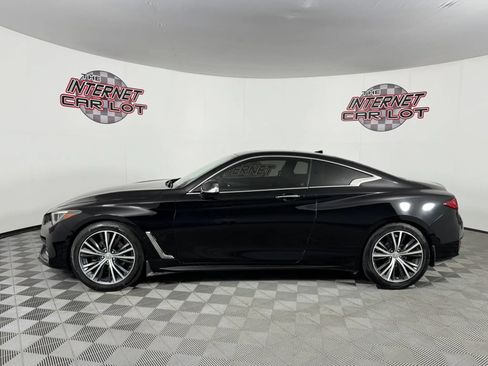 Used 2018 INFINITI Q60 3.0t Luxe w/ Sensory Package 3.0T Luxe AWD/4WD image 4