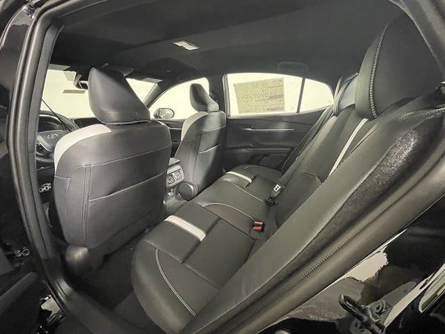 New 2026 Toyota Camry Hybrid AWD/4WD image 10