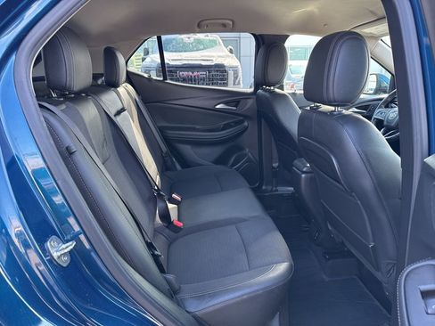 Used 2020 Buick Encore GX Select image 25
