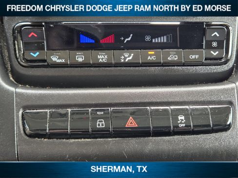 Used 2025 RAM ProMaster 2500 w/ Convenience Group FWD image 14