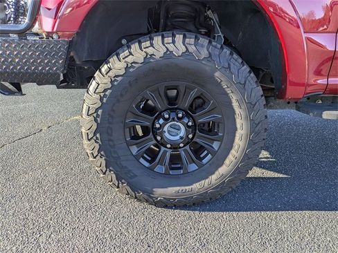 Used 2022 Ford F350 Lariat w/ Tremor Off-Road Package image 10