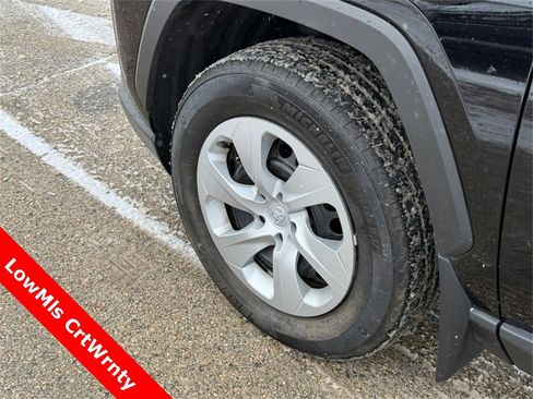 Used 2025 Toyota RAV4 LE image 10