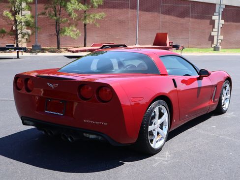 Used 2008 Chevrolet Corvette Coupe w/ Z51 Performance Package image 24