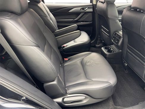 Used 2023 MAZDA CX-9 Touring image 43
