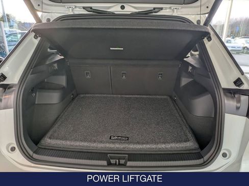 New 2026 Volkswagen Tiguan SEL R-Line image 32