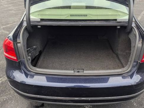 Used 2015 Volkswagen Passat 1.8T SE image 13