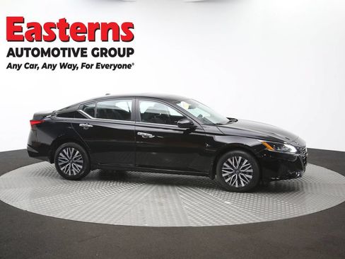 Used 2023 Nissan Altima 2.5 SV w/ SV Premium Package AWD/4WD image 49