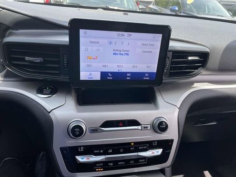 Used 2021 Ford Explorer XLT image 17