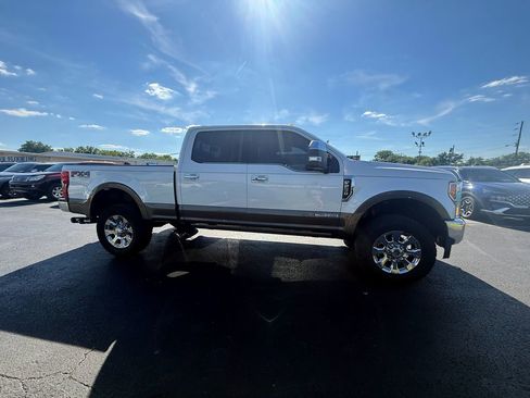 Used 2017 Ford F250 King Ranch w/ King Ranch Ultimate Package AWD/4WD image 2