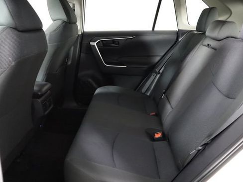 Used 2025 Toyota RAV4 LE FWD image 17