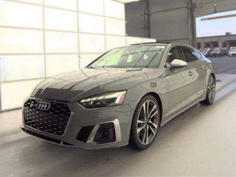 Used 2022 Audi S5 Prestige AWD/4WD image 4
