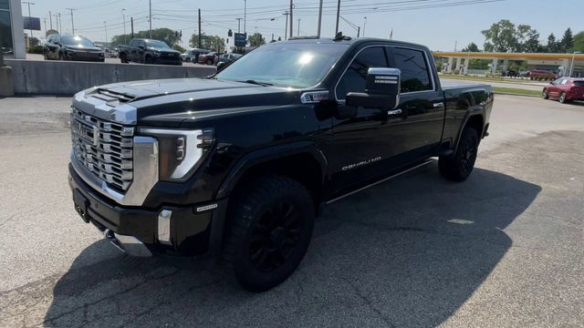 Used 2024 GMC Sierra 2500 Denali w/ Denali Reserve Package AWD/4WD image 6