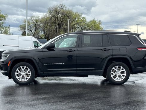 Used 2021 Jeep Grand Cherokee L Laredo w/ Luxury Tech Group I AWD/4WD image 7
