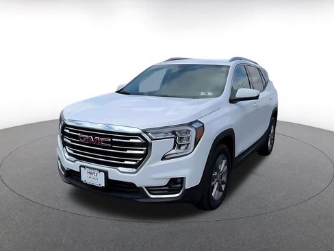 Used 2024 GMC Terrain SLT AWD/4WD image 6