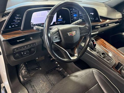 Used 2021 Cadillac Escalade ESV Premium Luxury w/ Driver Assist Tech Package AWD/4WD image 11