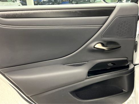 Certified 2023 Lexus ES 350 w/ Premium Package FWD image 18