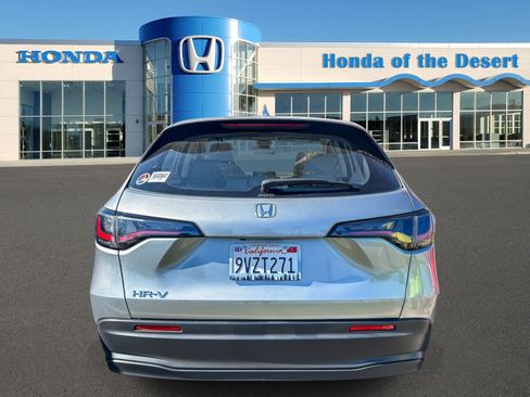Used 2024 Honda HR-V LX image 6