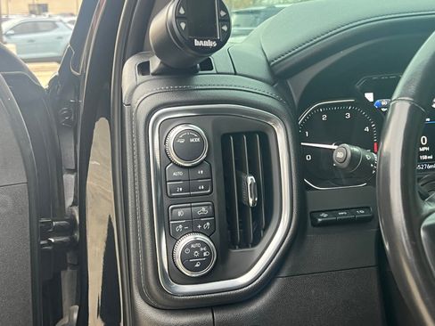 Used 2021 GMC Sierra 2500 Denali w/ Denali Black Diamond Edition image 29