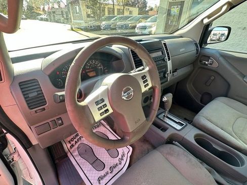 Used 2016 Nissan Frontier S image 3
