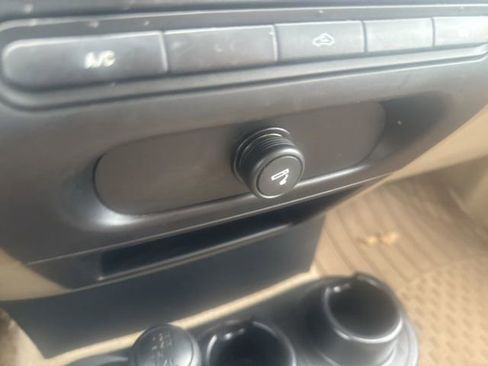 Used 2005 Ford F150 STX image 37