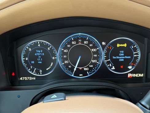 Used 2015 Cadillac Escalade Platinum AWD/4WD image 25