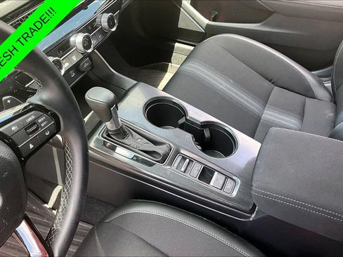 Used 2025 Honda Civic Sport image 17