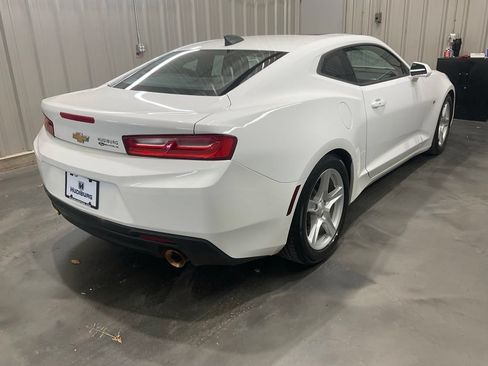 Used 2017 Chevrolet Camaro LT RWD image 22