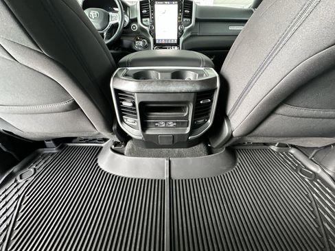 Used 2023 RAM 1500 Big Horn AWD/4WD image 22