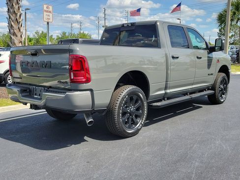 New 2026 RAM 2500 Laramie AWD/4WD image 6