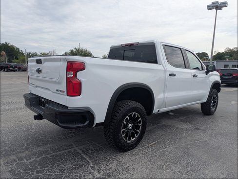 Used 2026 Chevrolet Silverado 1500 ZR2 AWD/4WD image 5