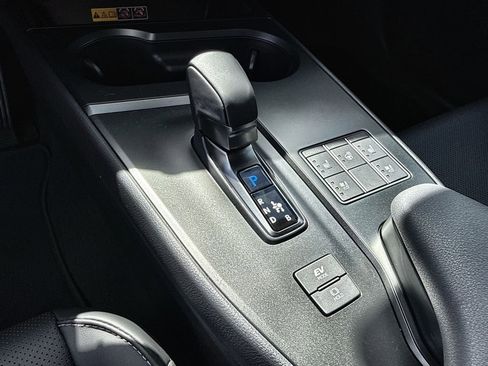 New 2026 Lexus UX 300h FWD image 20