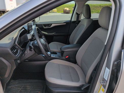 Used 2022 Ford Escape SE w/ Convenience Package image 18