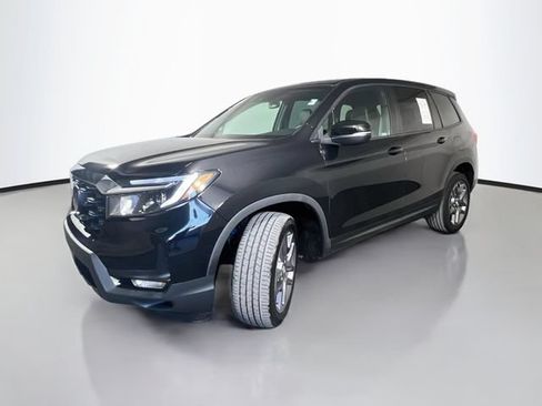 Used 2023 Honda Passport EX-L image 4