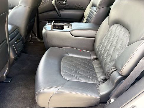 Used 2022 Nissan Armada Platinum w/ Captain's Chairs Package RWD image 24