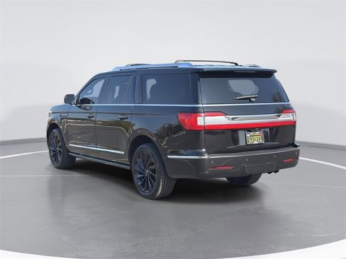 Used 2021 Lincoln Navigator L Black Label w/ Cargo Convenience Package image 5